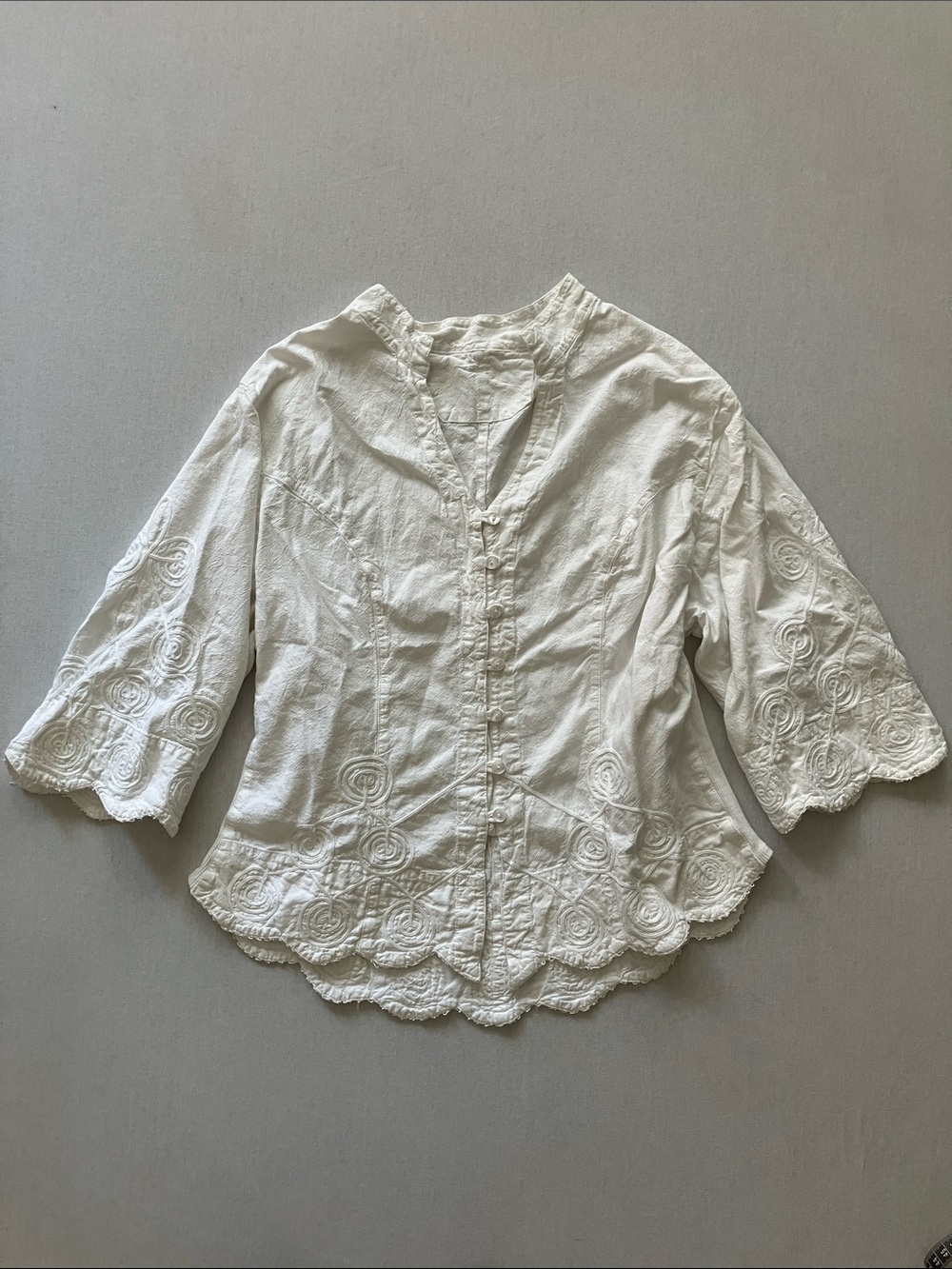 White Embroidered Button-Front Blouse with Scalloped Hem